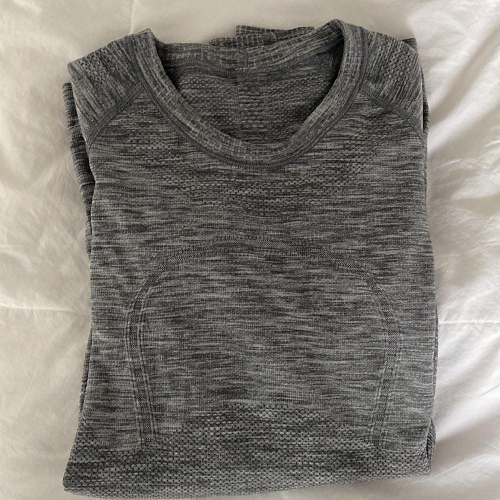 Lululemon Swiftly Tech Long Sleeve Crew